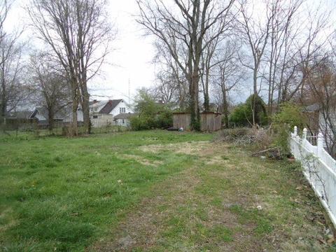 720 Walker Ave, Paris, KY 40361 photo 2