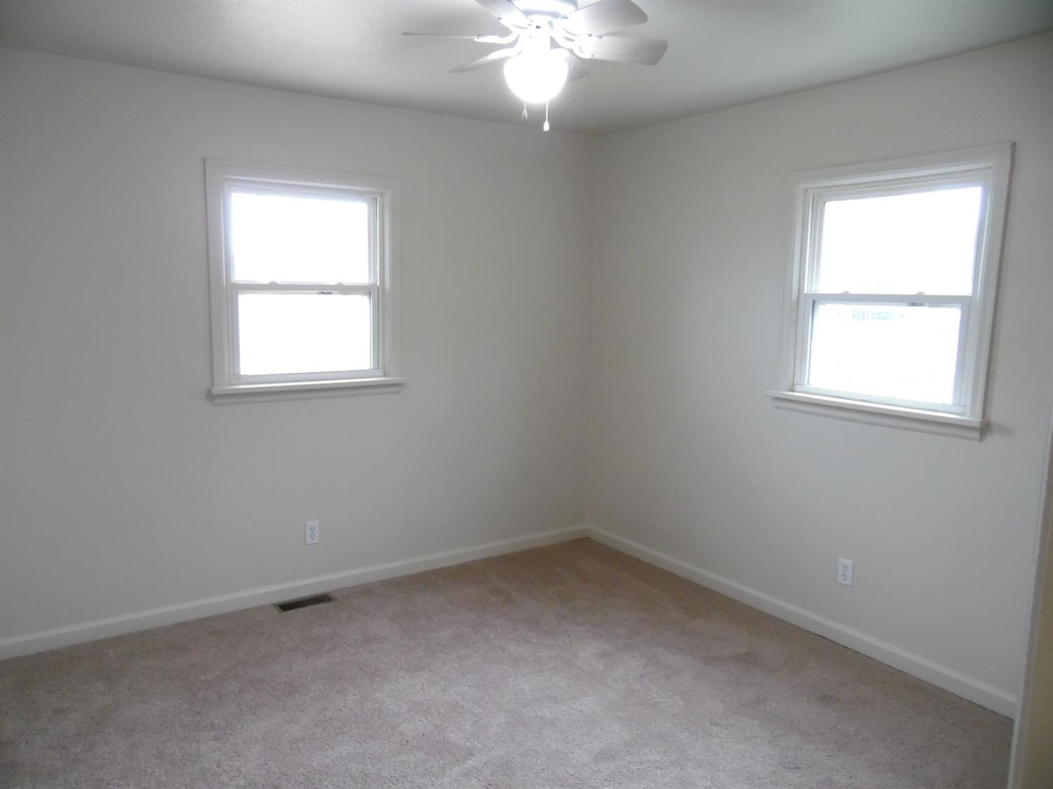 406 Springhill Dr, Paris, KY 40361 photo 19