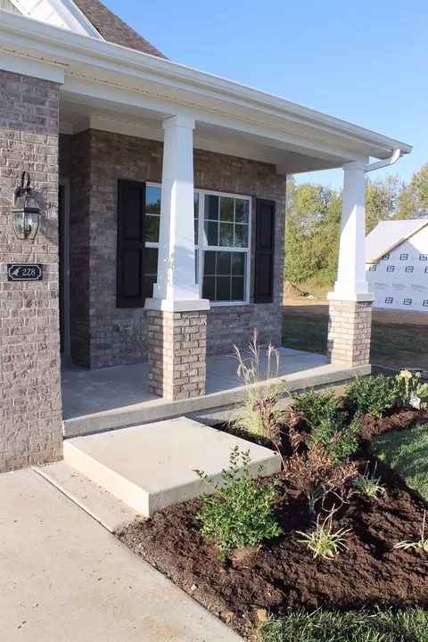 228 Pleasant View Dr, Georgetown, KY 40324 photo 4