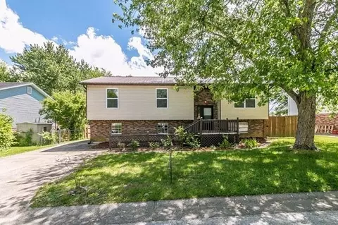 104 Locker Ct, Berea, KY 40403 photo 1