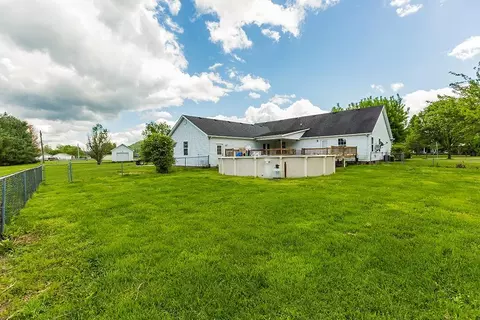 348 Brookgreen Dr, Berea, KY 40403 photo 7