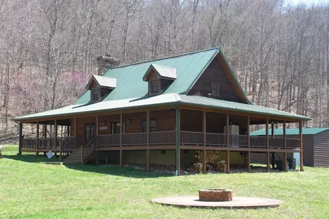 6310 Chestnut Ridge Rd, Mount Vernon, KY 40456 photo 1