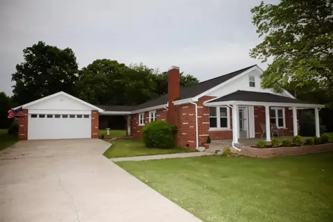 1100 Meadow Ln, Corbin, KY 40701 photo 1