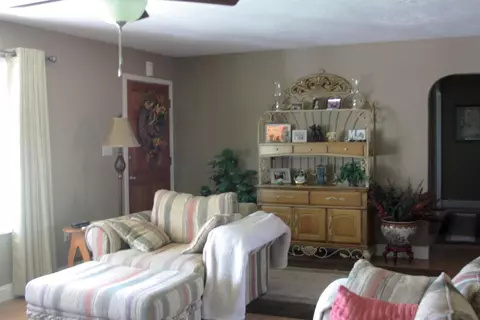 194 Maple, Stanton, KY 40380 photo 18