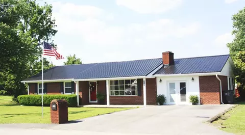 194 Maple, Stanton, KY 40380 photo 2