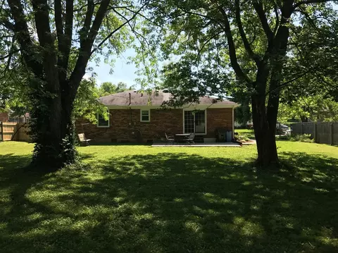 220 Thacker Dr, Wilmore, KY 40390 photo 6