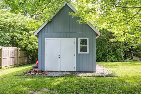 220 Thacker Dr, Wilmore, KY 40390 photo 5