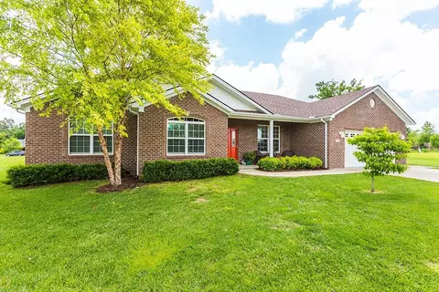 1513 Phyllis Dr, Berea, KY 40403 photo 2
