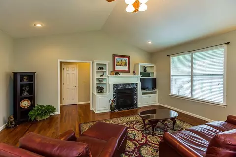1513 Phyllis Dr, Berea, KY 40403 photo 6