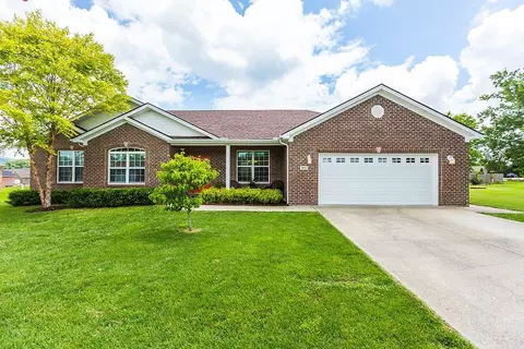 1513 Phyllis Dr, Berea, KY 40403 photo 1