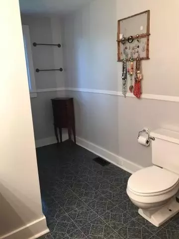 409 E Third St, Perryville, KY 40468 photo 44