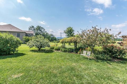901 Cabernet Dr, Berea, KY 40403 photo 11