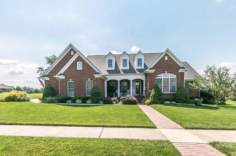 901 Cabernet Dr, Berea, KY 40403 photo 1