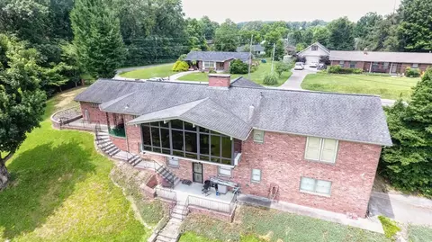 1003 Hillside St, Corbin, KY 40701 photo 3