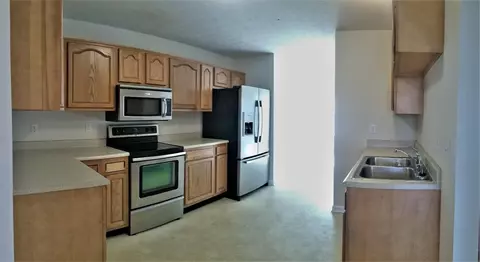348 Brandon Ct, Berea, KY 40403 photo 12