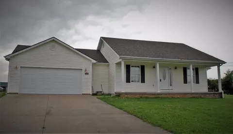 348 Brandon Ct, Berea, KY 40403 photo 2