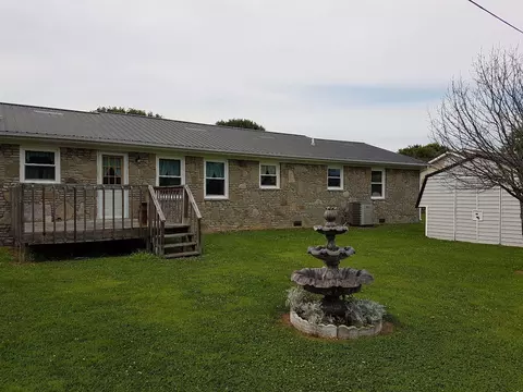 107 Rainbow Ct, Berea, KY 40403 photo 3