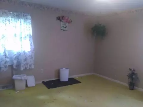 210 Brown St, Berea, KY 40403 photo 3
