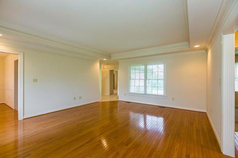 112 Castle Dr, Berea, KY 40403 photo 8
