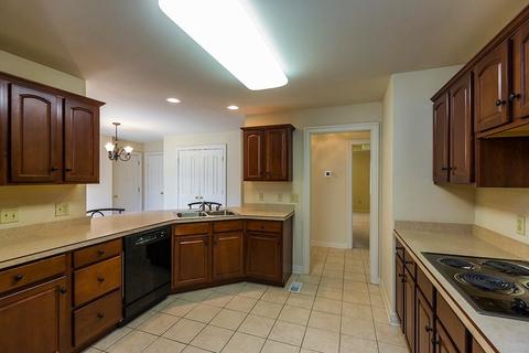 112 Castle Dr, Berea, KY 40403 photo 13