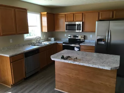 124 Crossing View Dr, Berea, KY 40403 photo 2