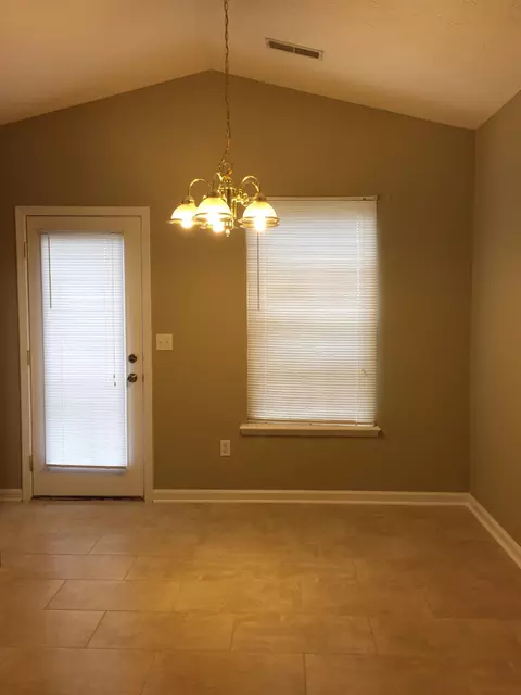 109 Dusk Ct, Georgetown, KY 40324 photo 3