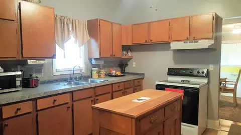 503 Roy Kidd Ave, Corbin, KY 40701 photo 9
