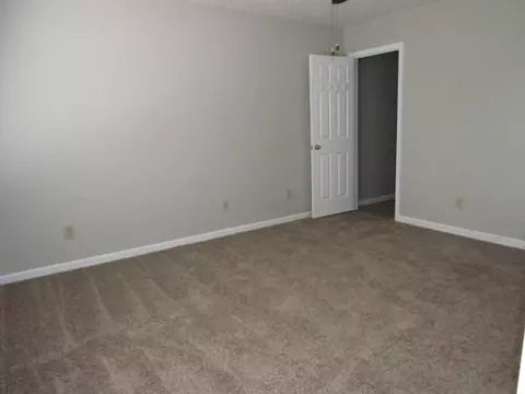 104 Hurston Ct, Georgetown, KY 40324 photo 9