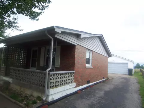 215 E Showalter Dr, Georgetown, KY 40324 photo 2