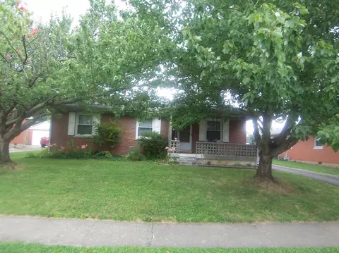 215 E Showalter Dr, Georgetown, KY 40324 photo 1