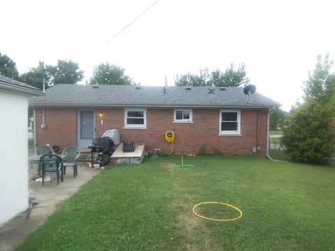 215 E Showalter Dr, Georgetown, KY 40324 photo 4