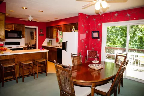 1105 Forest Cir, Corbin, KY 40701 photo 3