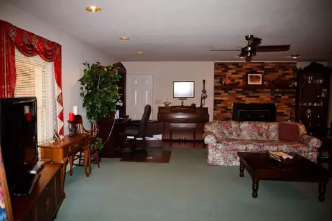 1105 Forest Cir, Corbin, KY 40701 photo 19