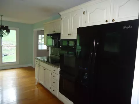 400 Cobblestone Way, Corbin, KY 40701 photo 5