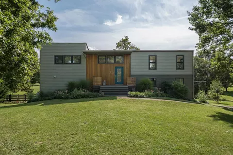 222 Augusta Dr, Georgetown, KY 40324 photo 2