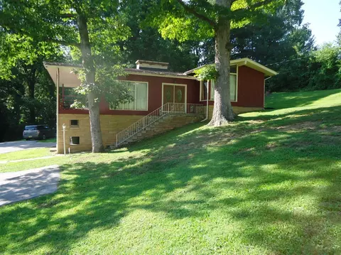 1210 Tanglewood Ave, Corbin, KY 40701 photo 2