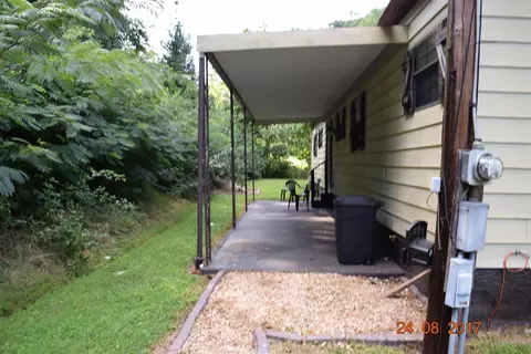129 Bartlett Dr, Morehead, KY 40351 photo 4