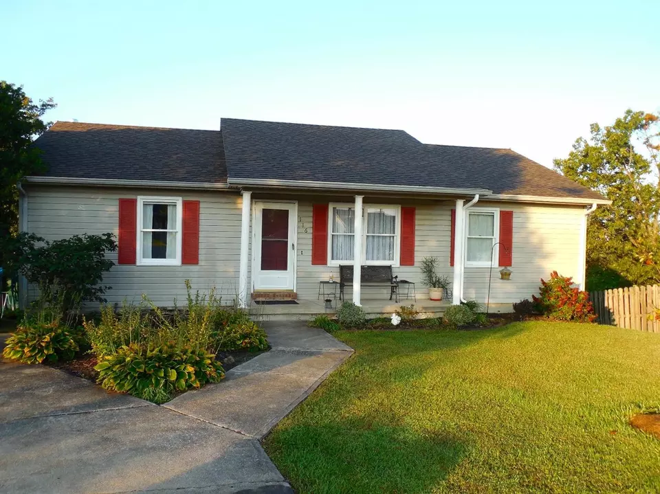 116 Roark Ct, Lawrenceburg, KY 40342 photo 1