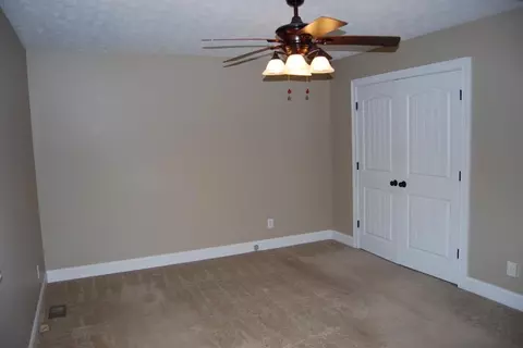 105 Mountain View Dr, Berea, KY 40403 photo 15