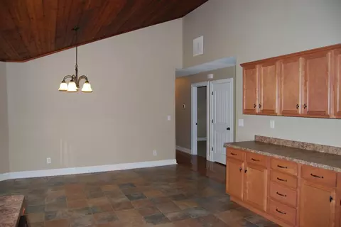 105 Mountain View Dr, Berea, KY 40403 photo 10