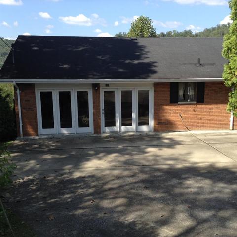 151 Lonzo Rd, Jackson, KY 41339 photo 2