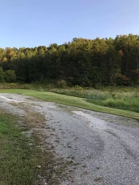 953 W Phils Branch Rd, Grassy Creek, KY 41352 photo 17