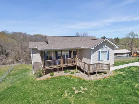 71 Creekside Ln, Corbin, KY 40701 photo 2