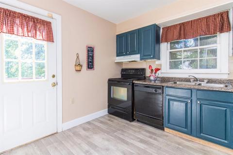 223 W Maple Ave, Lancaster, KY 40444 photo 9