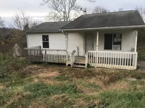287 Keith Whitley Blvd, Sandy Hook, KY 41171 photo 10