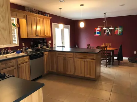 22 Oakland Dr, Corbin, KY 40701 photo 3