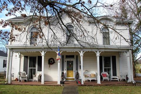 253 E Main St, Paris, KY 40361 photo 1