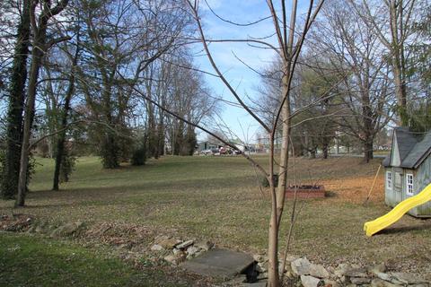 253 E Main St, Paris, KY 40361 photo 13