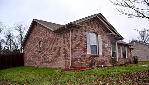 112 Henry Dr, Berea, KY 40403 photo 3