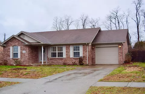 112 Henry Dr, Berea, KY 40403 photo 1
